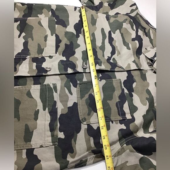 H&M Divided Green Camouflage Jacket Utility Field Shirt Barn Jacket New Size L - Picture 10 of 13